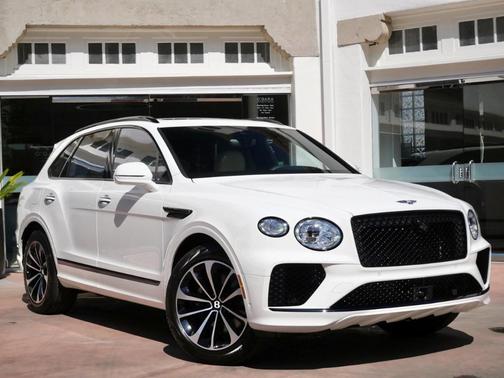 2025 Bentley Bentayga V8