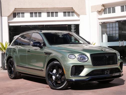2025 Bentley Bentayga S Black Edition