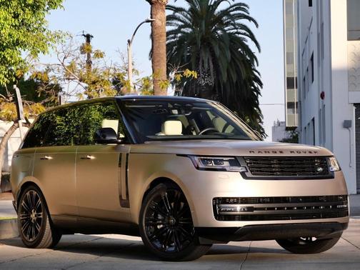 2025 Land Rover Range Rover P530 SE