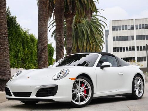 2019 Porsche 911 Targa 4S