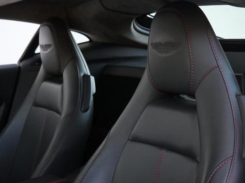 2020 Aston Martin Vantage Base