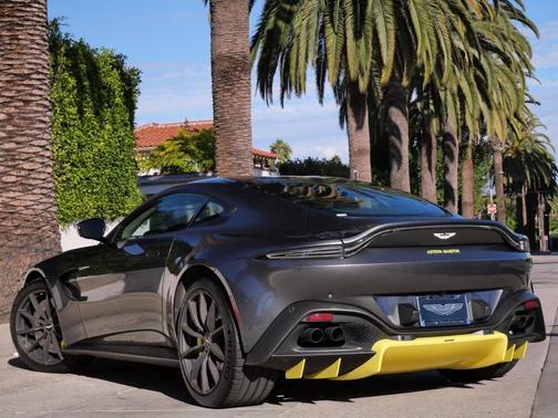 2020 Aston Martin Vantage Base