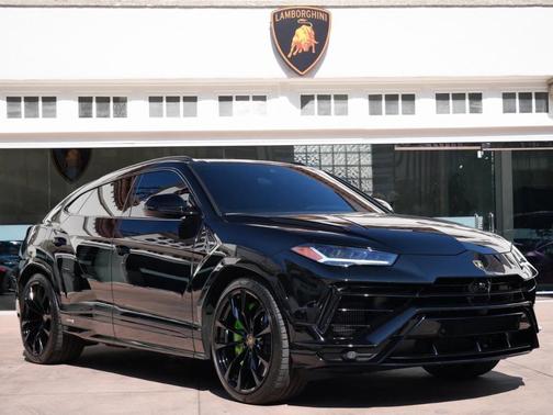 2024 Lamborghini Urus S