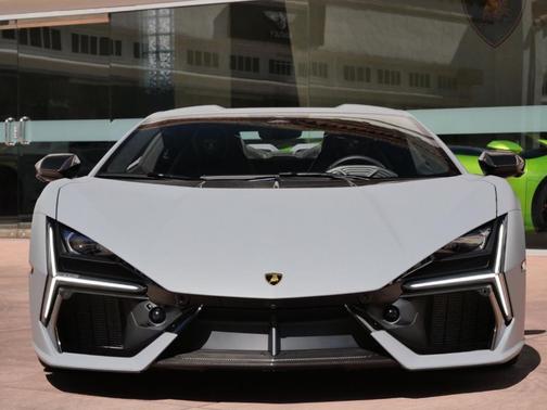 Grigio Acheso Matt 2025 Lamborghini Revuelto