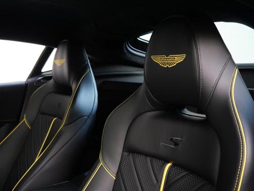 2026 Aston Martin Vantage 