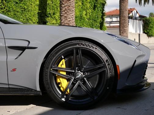 2026 Aston Martin Vantage 