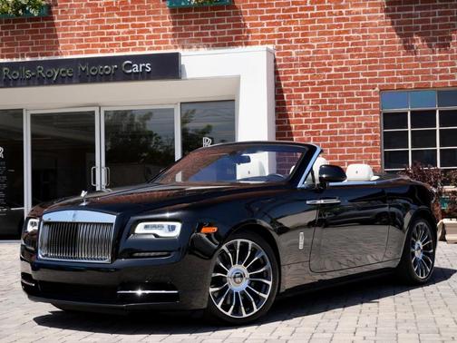 2019 Rolls-Royce Dawn Base