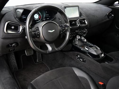2019 Aston Martin Vantage