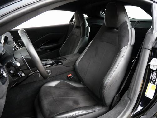 2019 Aston Martin Vantage