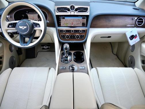 2023 Bentley Bentayga Azure