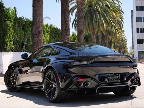 2026 Aston Martin Vantage