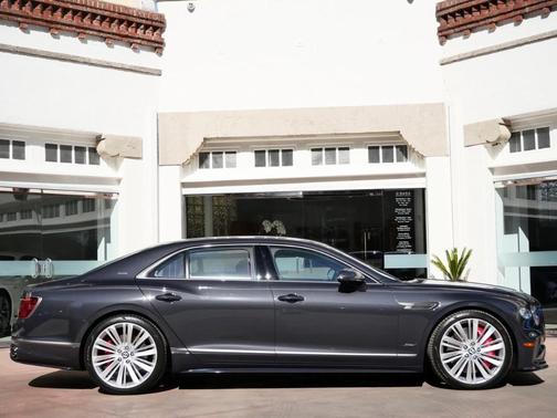 2025 Bentley Flying Spur Speed