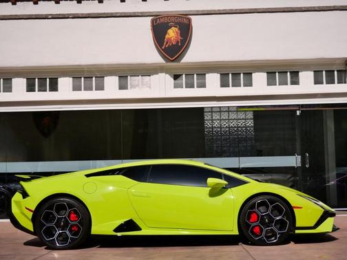2023 Lamborghini Huracan Tecnica Base