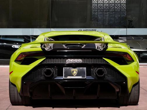 2023 Lamborghini Huracan Tecnica Base
