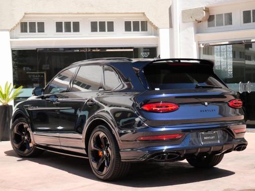 Dark Sapphire 2025 Bentley Bentayga S Black Edition