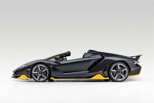 2017 Lamborghini Centenario LP770-4