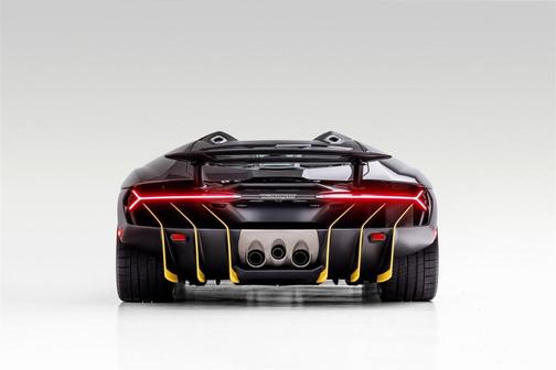 2017 Lamborghini Centenario LP770-4