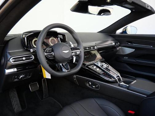 2026 Aston Martin Vantage 