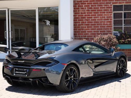 2019 McLaren 570S Base
