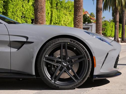 2026 Aston Martin Vantage 