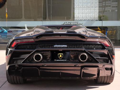 2021 Lamborghini Huracan EVO
