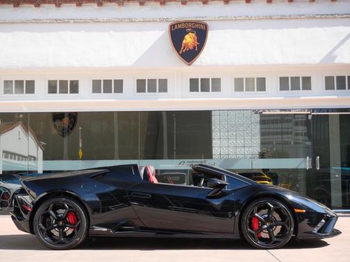 2021 Lamborghini Huracan EVO