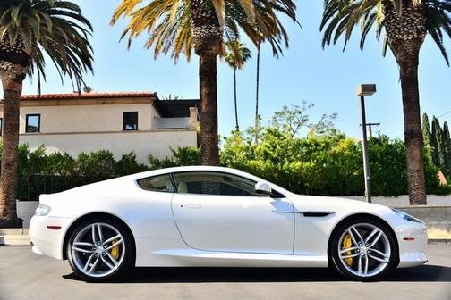 Photo 5 of 25 of 2012 Aston Martin Virage Base