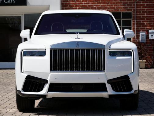 2025 Rolls-Royce Cullinan 
