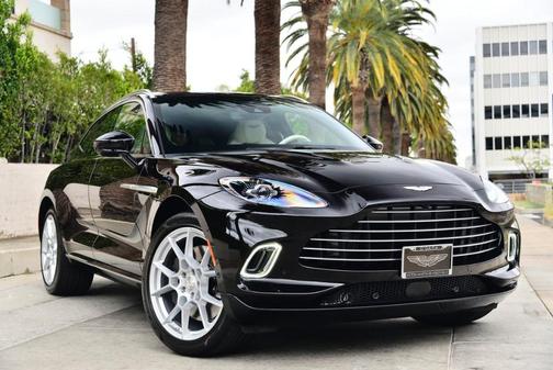 2021 Aston Martin DBX