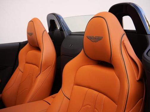 2026 Aston Martin Vantage 