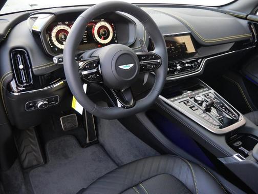 2026 Aston Martin DBX 707