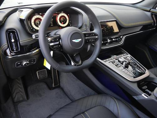 2026 Aston Martin DBX 707