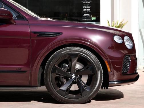 2022 Bentley Bentayga V8
