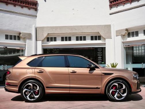 2023 Bentley Bentayga S