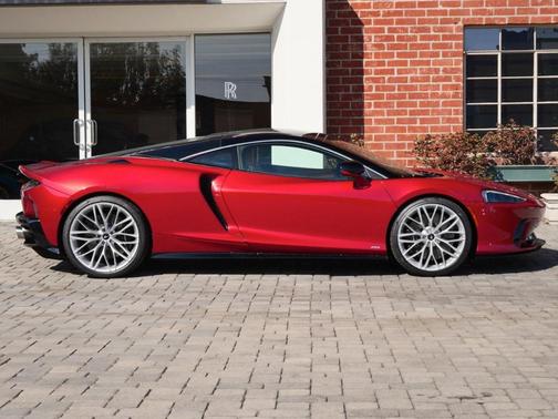 2025 McLaren GTS TECHLUX