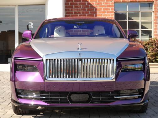 2024 Rolls-Royce Spectre 