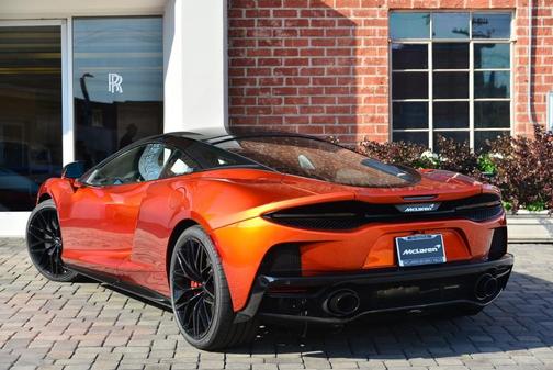 2023 McLaren GT 