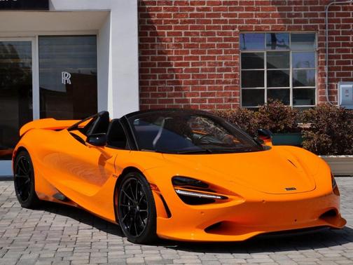 2024 McLaren 750S Base