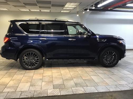 2022 INFINITI QX80 PREMIUM SELECT AWD