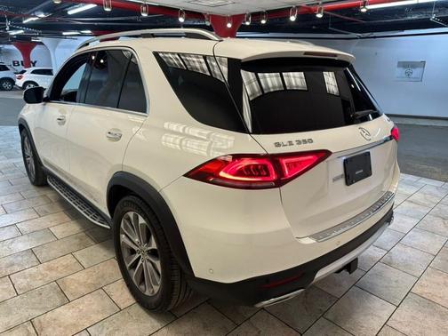 Polar White 2022 Mercedes-Benz GLE 350 4MATIC