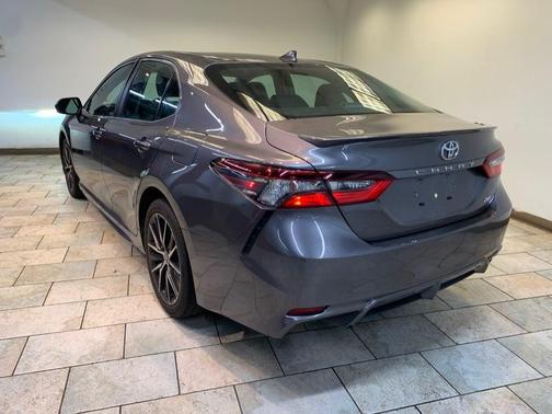 Predawn Gray Mica 2023 Toyota Camry SE