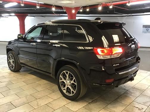 2020 Jeep Grand Cherokee Overland