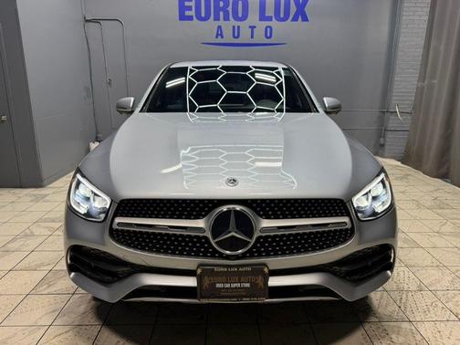 Cirrus Silver Metallic 2022 Mercedes-Benz GLC 300 4MATIC Coupe