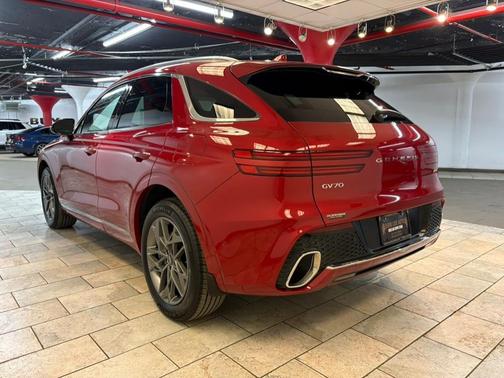 2023 Genesis GV70 2.5T AWD