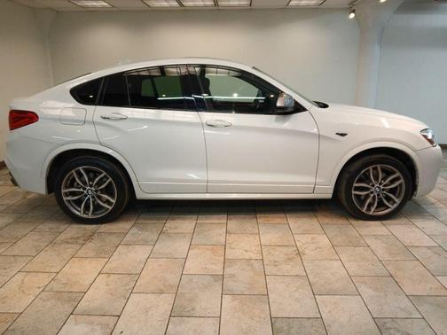 2017 BMW X4 M40i