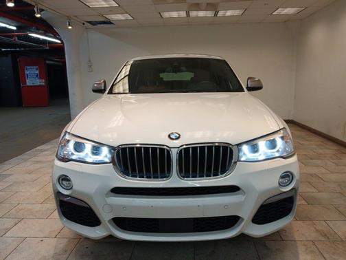 2017 BMW X4 M40i