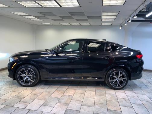 2021 BMW X6 xDrive40i