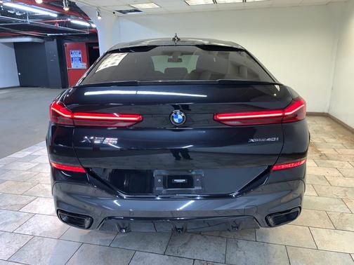 2021 BMW X6 xDrive40i