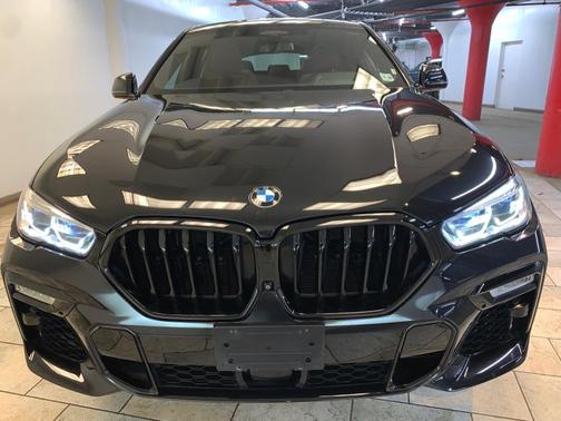 2021 BMW X6 xDrive40i