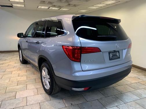 2017 Honda Pilot LX